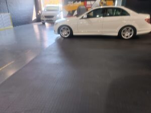 Interlocking Rubber Tiles