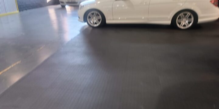 PVC Interlocking Rubber Flooring: A Durable Flooring Solution for Cape Town